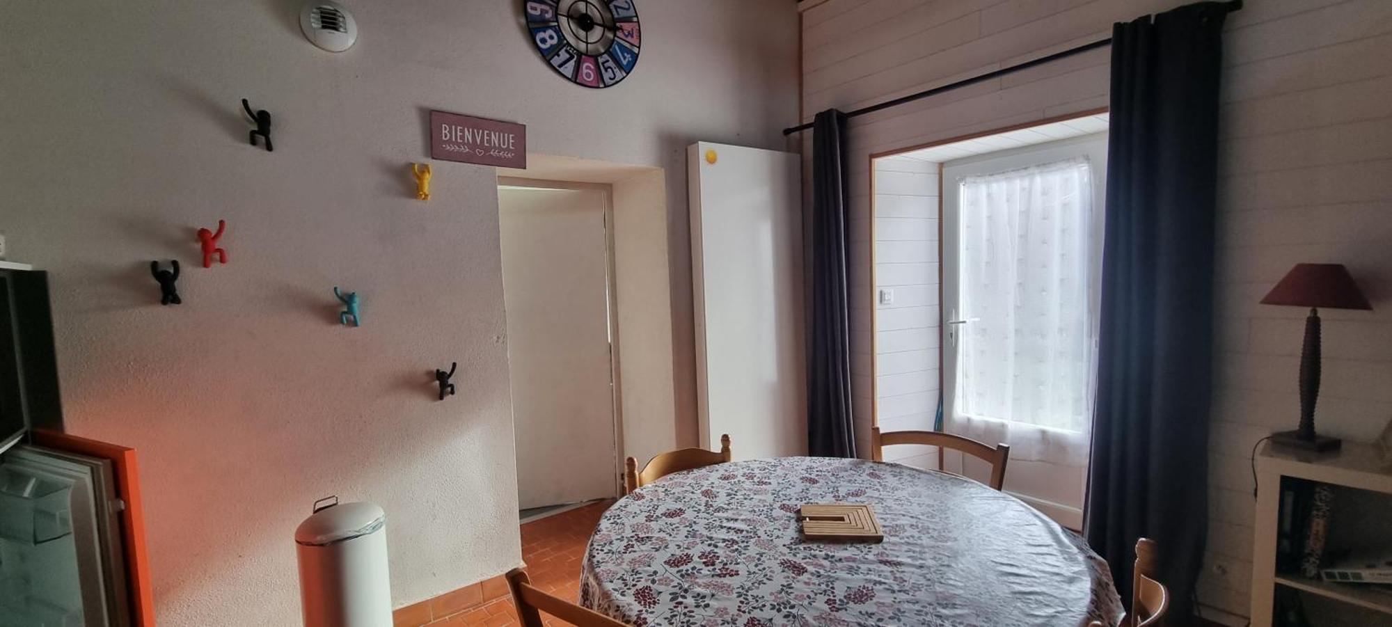 gite 2 ou 3 personnes - campagne Bourbriac Extérieur photo